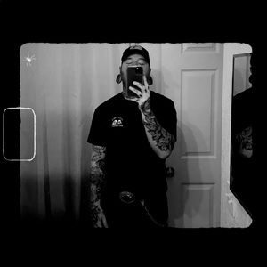 Meet your Posher, Aaron